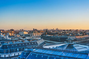 初一必读书目有哪些